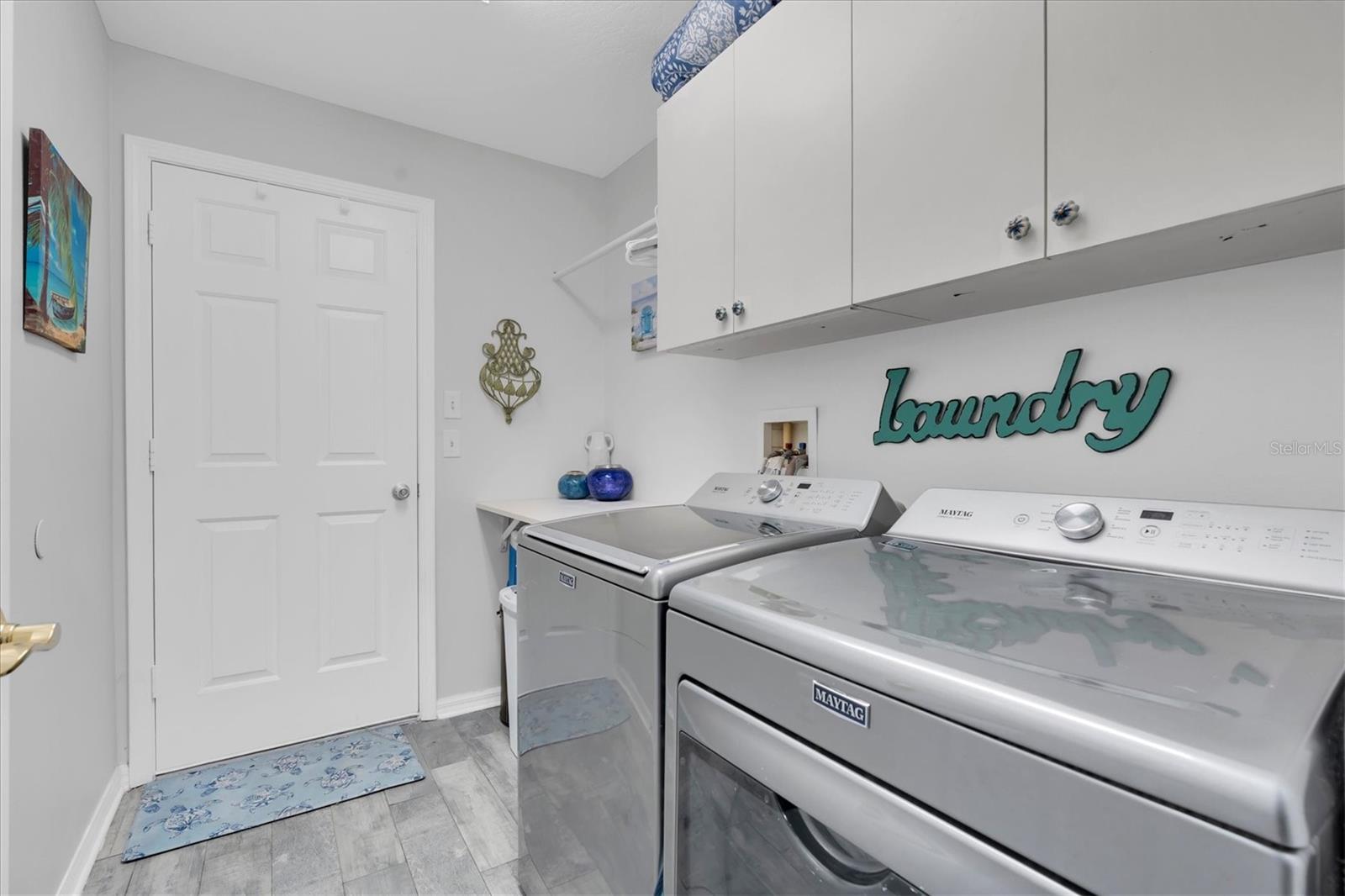 9535 Patrician Dr Property Photo 26