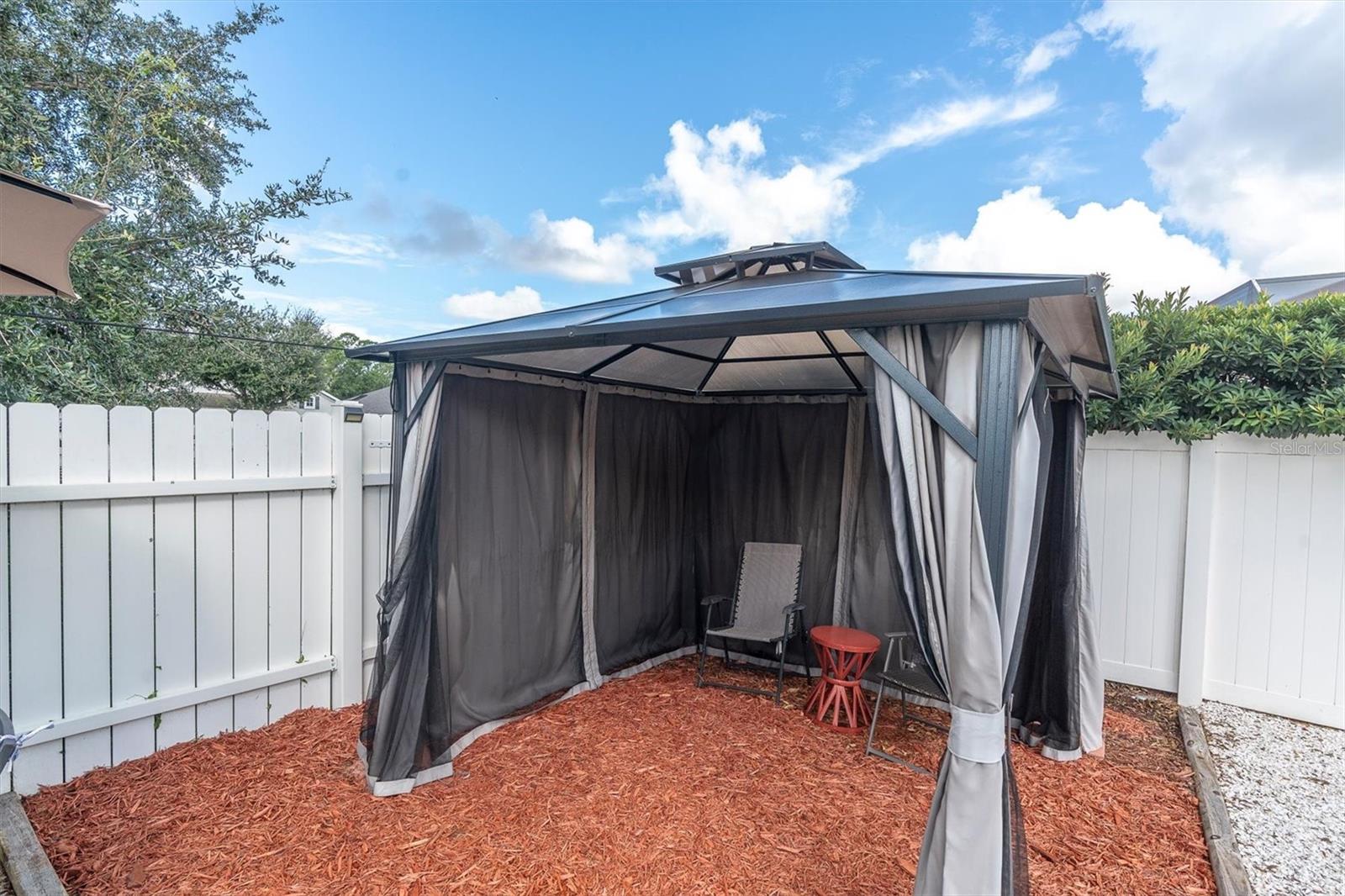 9535 Patrician Dr Property Photo 31