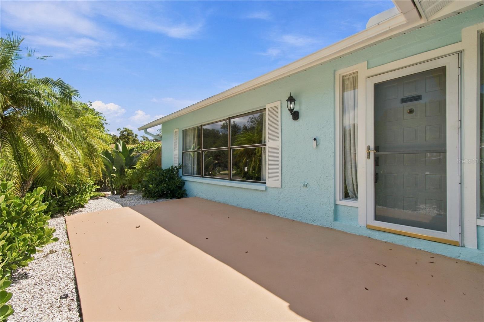 1507 Poinsettia Ave Property Photo 4