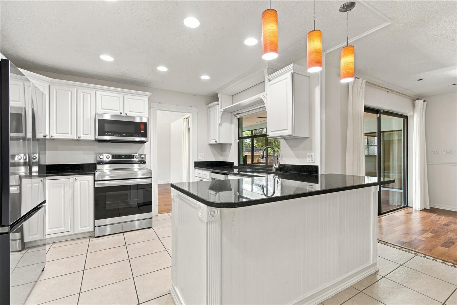 1507 Poinsettia Ave Property Photo 13