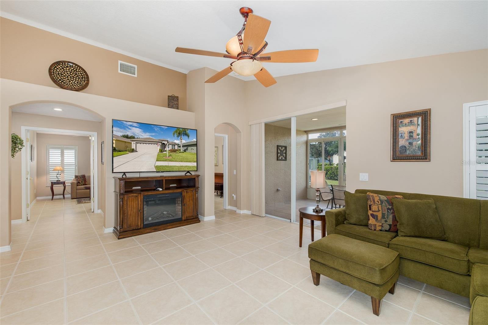 1856 Arbor Knoll Loop Property Photo 14
