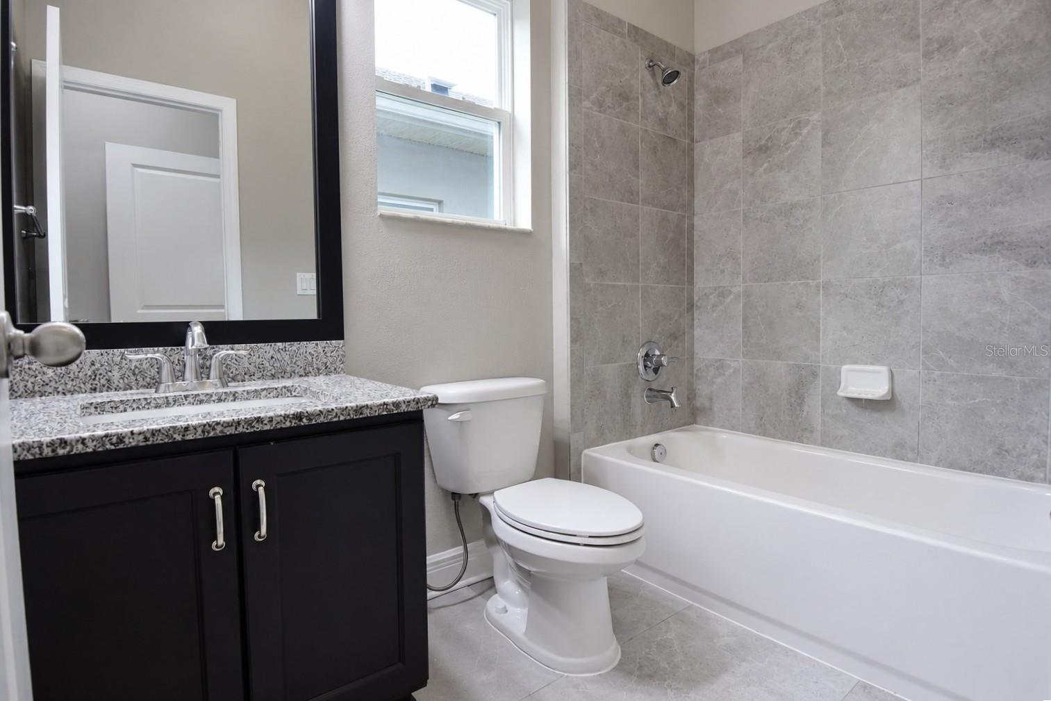 14735 Caravan Ave Property Photo 23