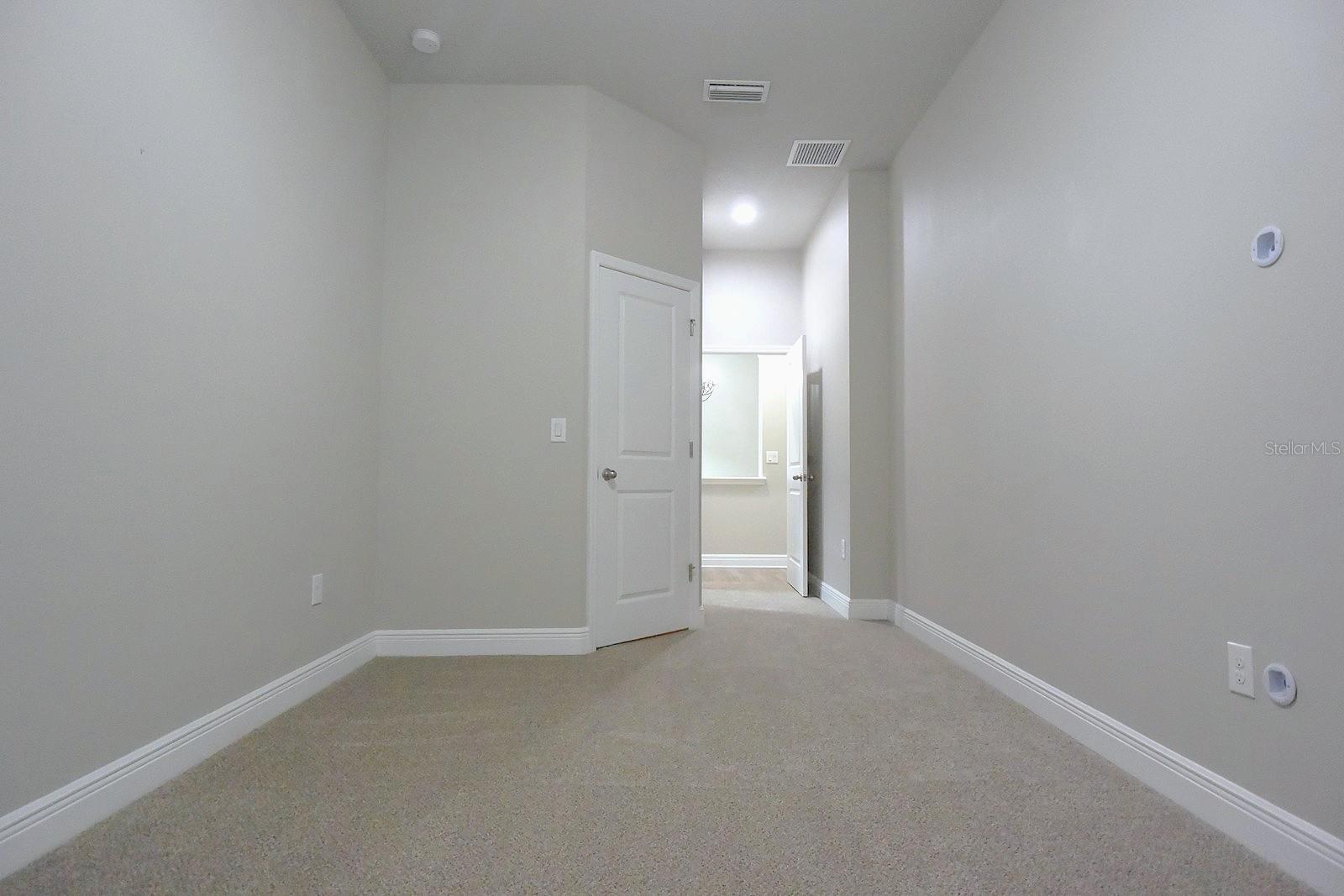14735 Caravan Ave Property Photo 54