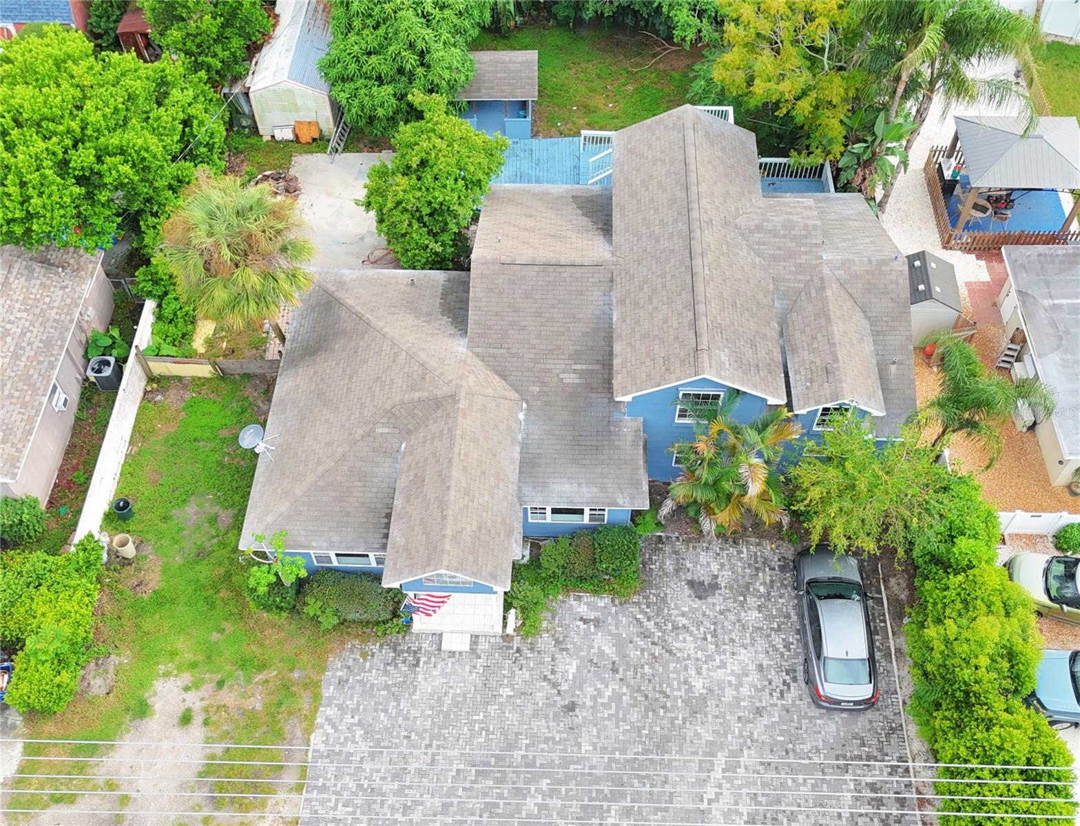 1655 Drew St Property Photo 28