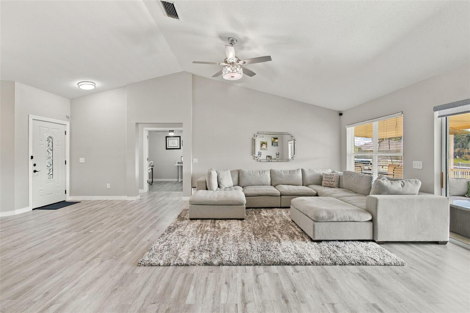 11415 Walden Loop Property Photo 5