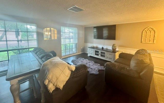 12505 Stagecoach Ln Property Photo 3