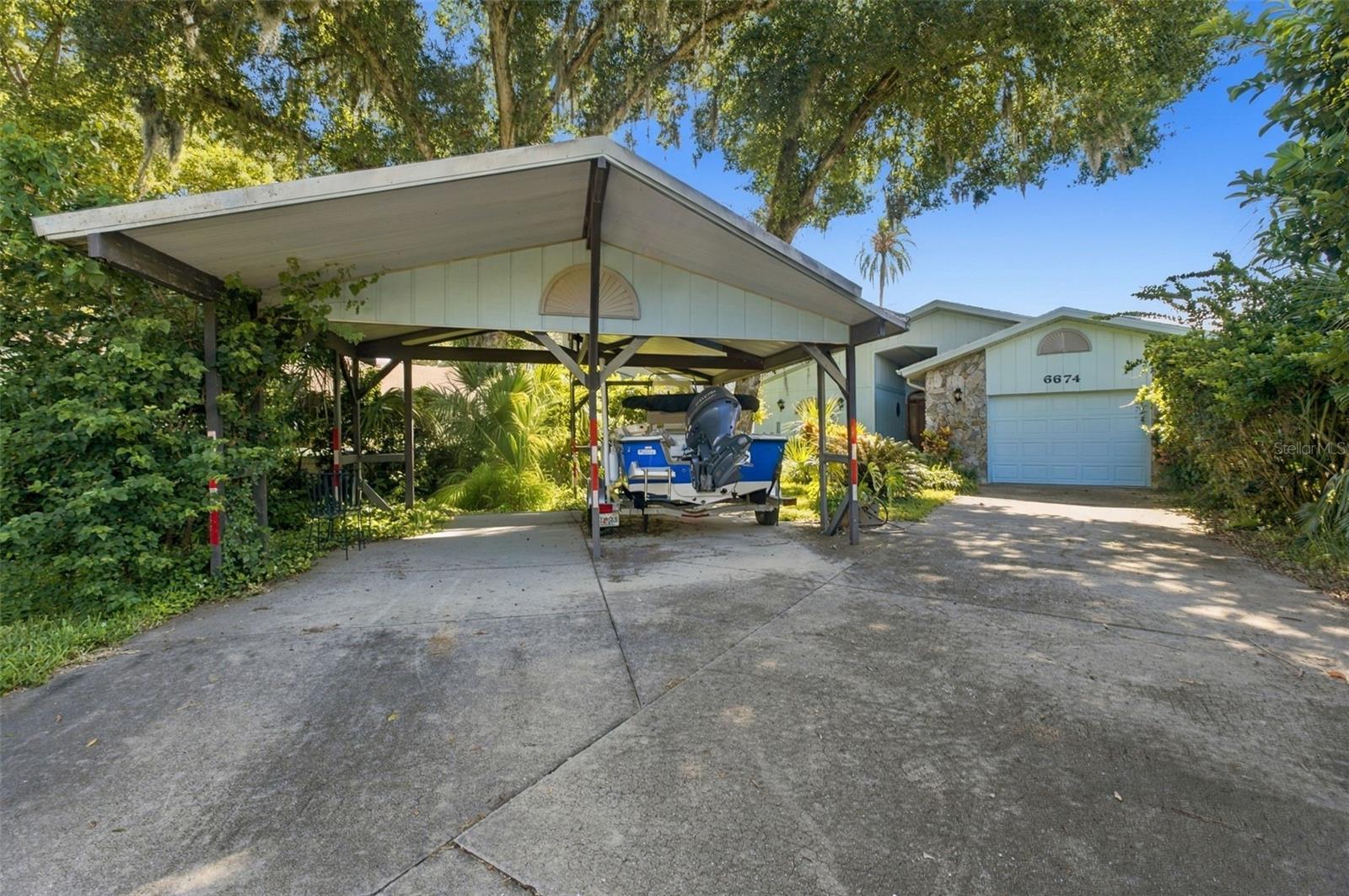 6674 River Rd Property Photo 5