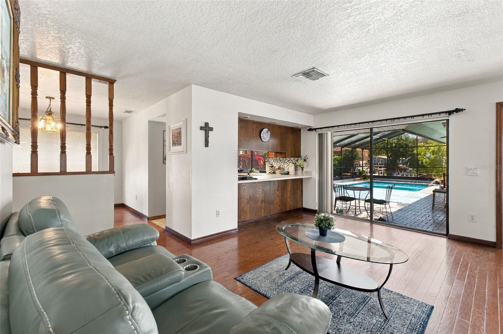 6674 River Rd Property Photo 23