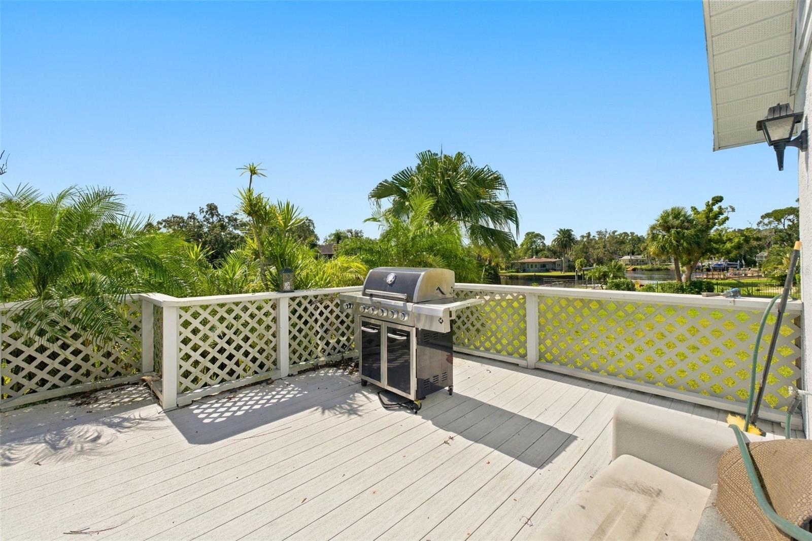 6674 River Rd Property Photo 30