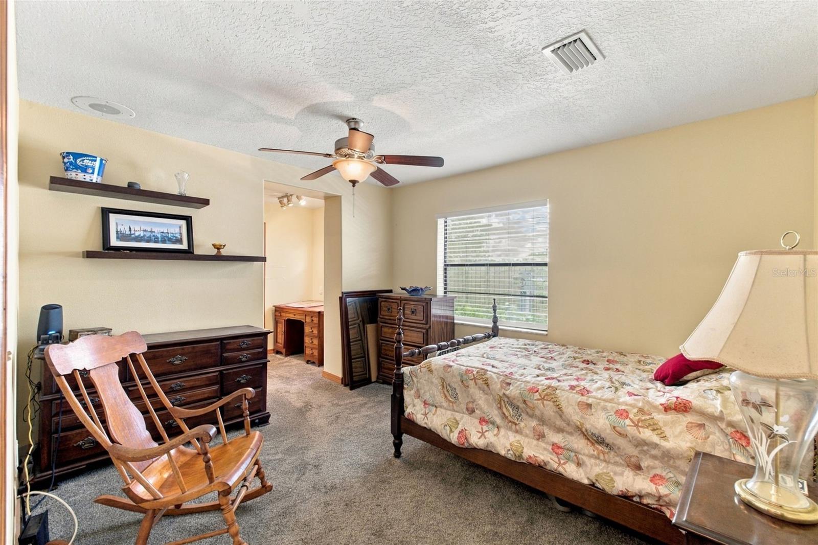 6674 River Rd Property Photo 36