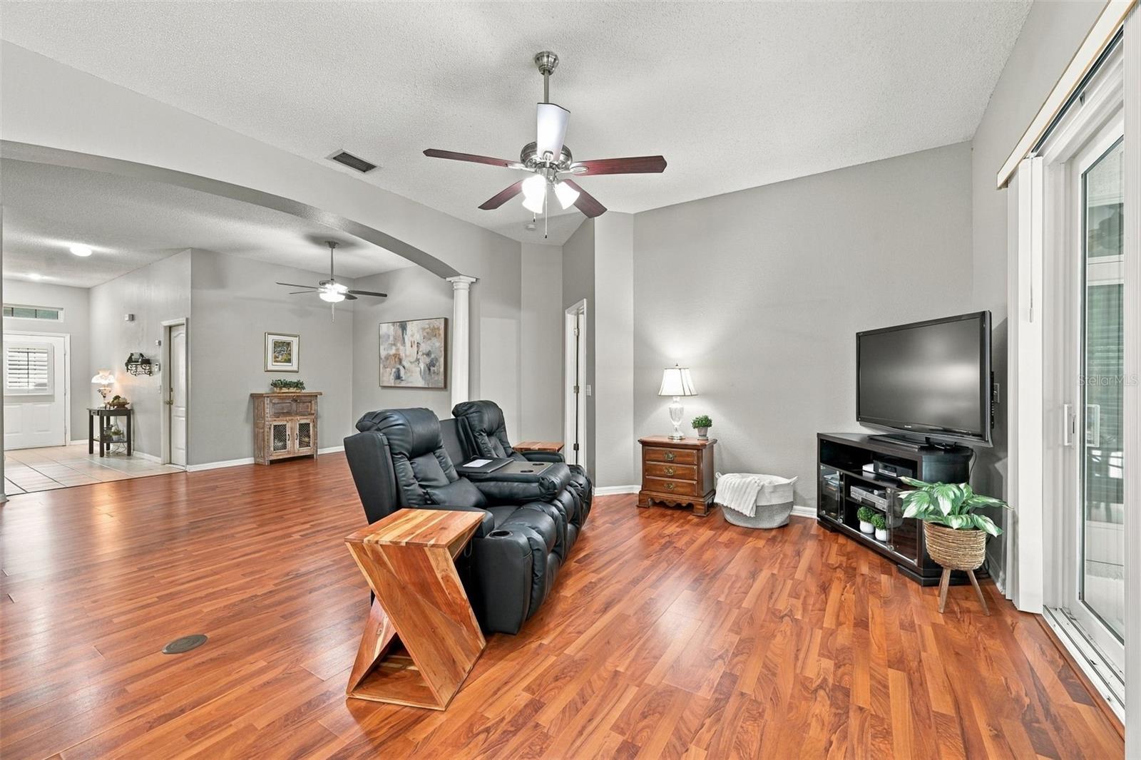 19401 Melody Fair Pl Property Photo 10