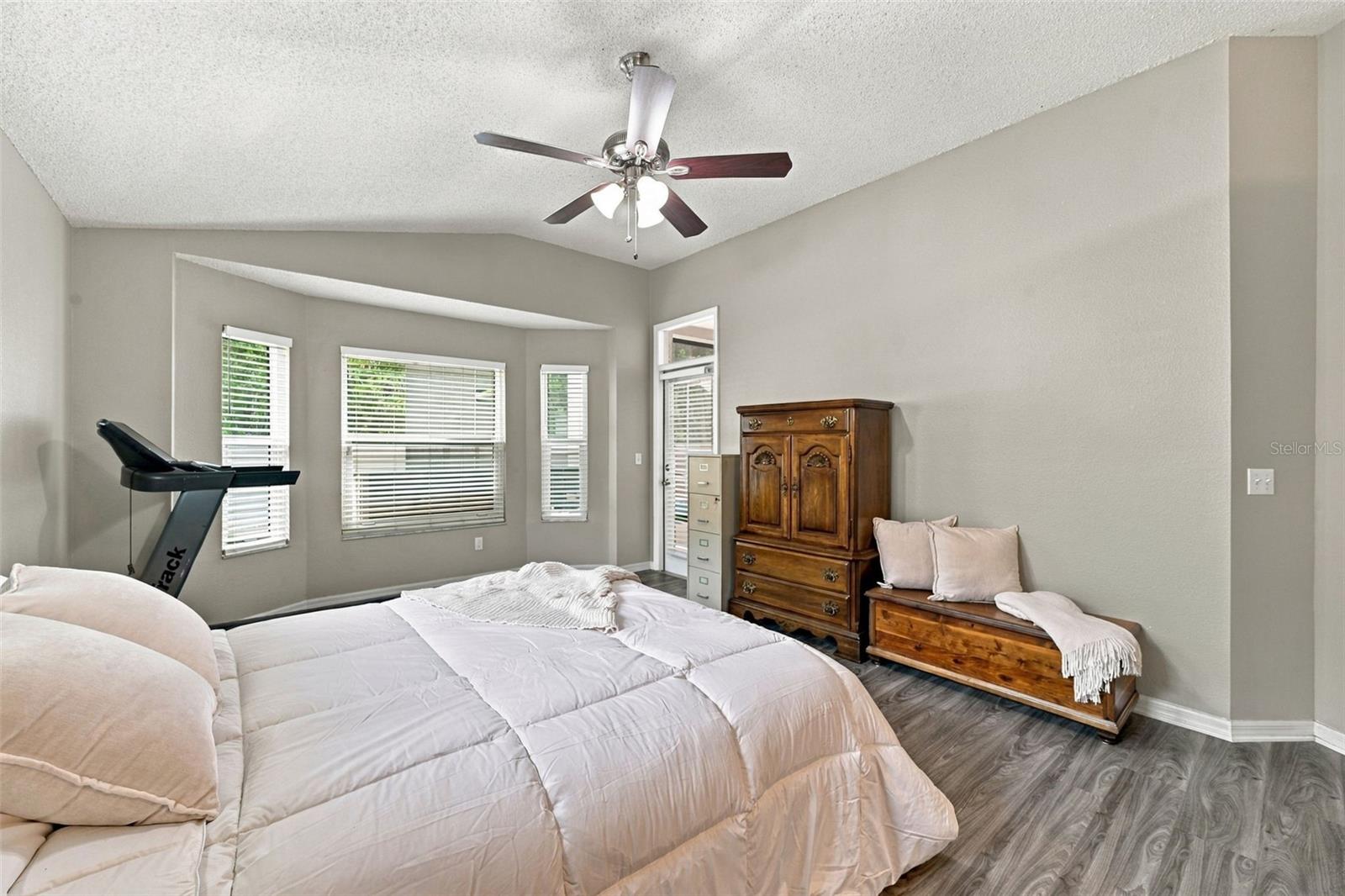 19401 Melody Fair Pl Property Photo 21