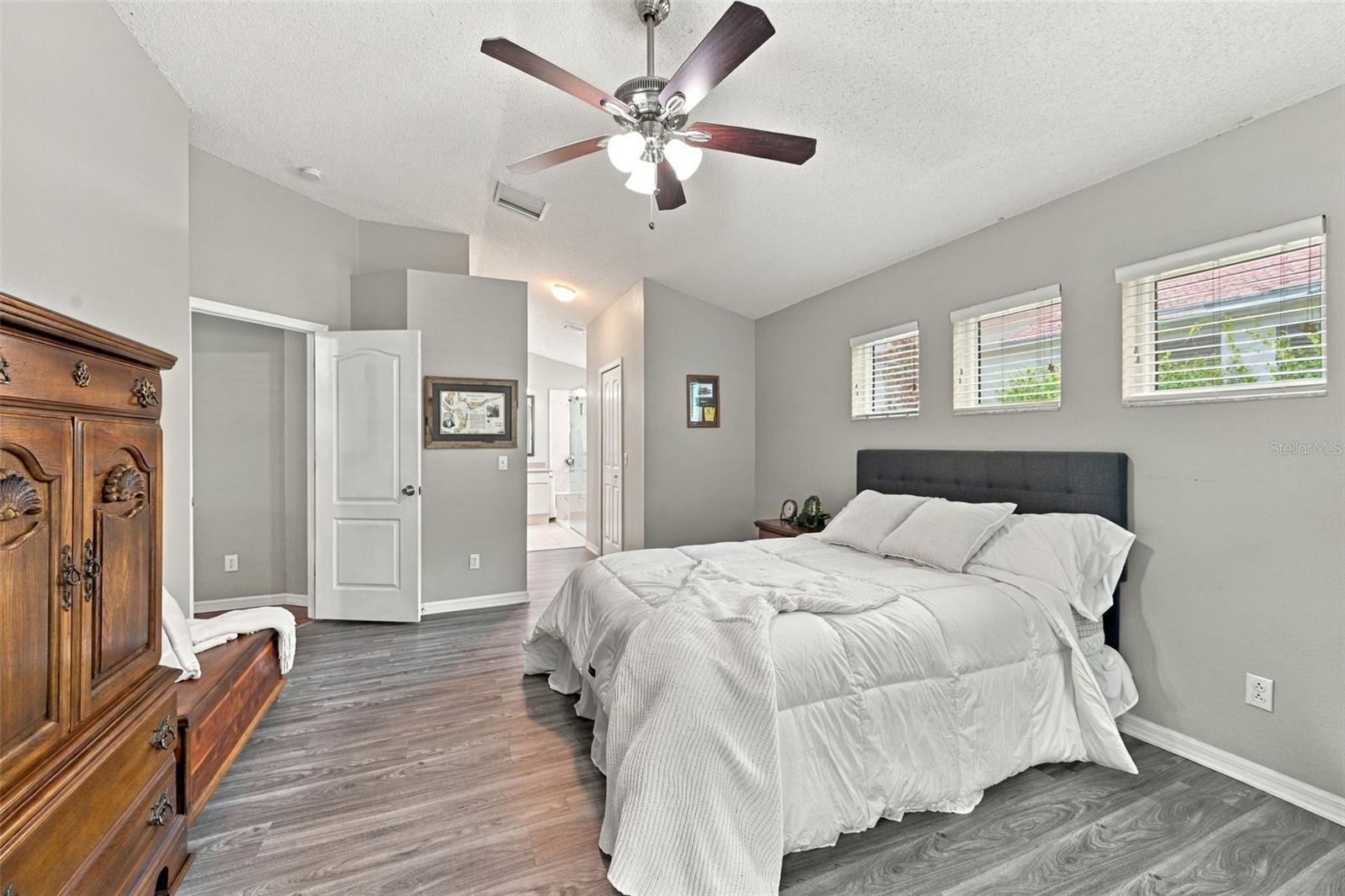 19401 Melody Fair Pl Property Photo 22