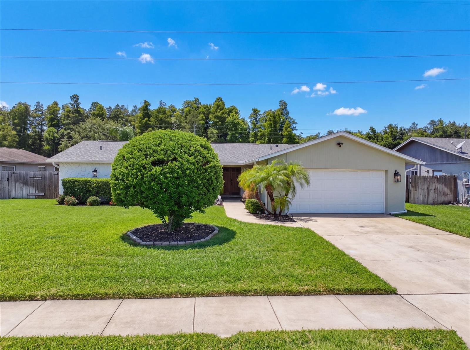 1846 Del Robles Dr Property Photo 1
