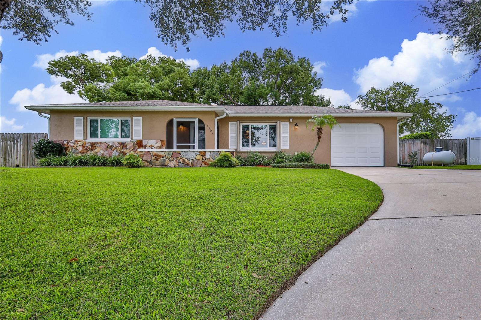 4502 BAYRIDGE CT Property Photo 1