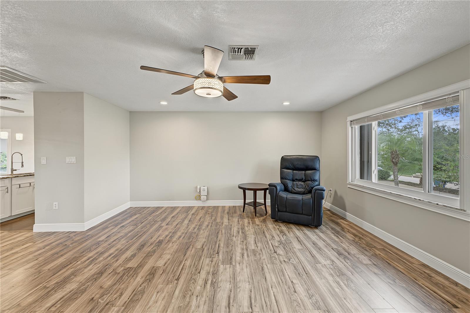 4502 Bayridge Ct Property Photo 8