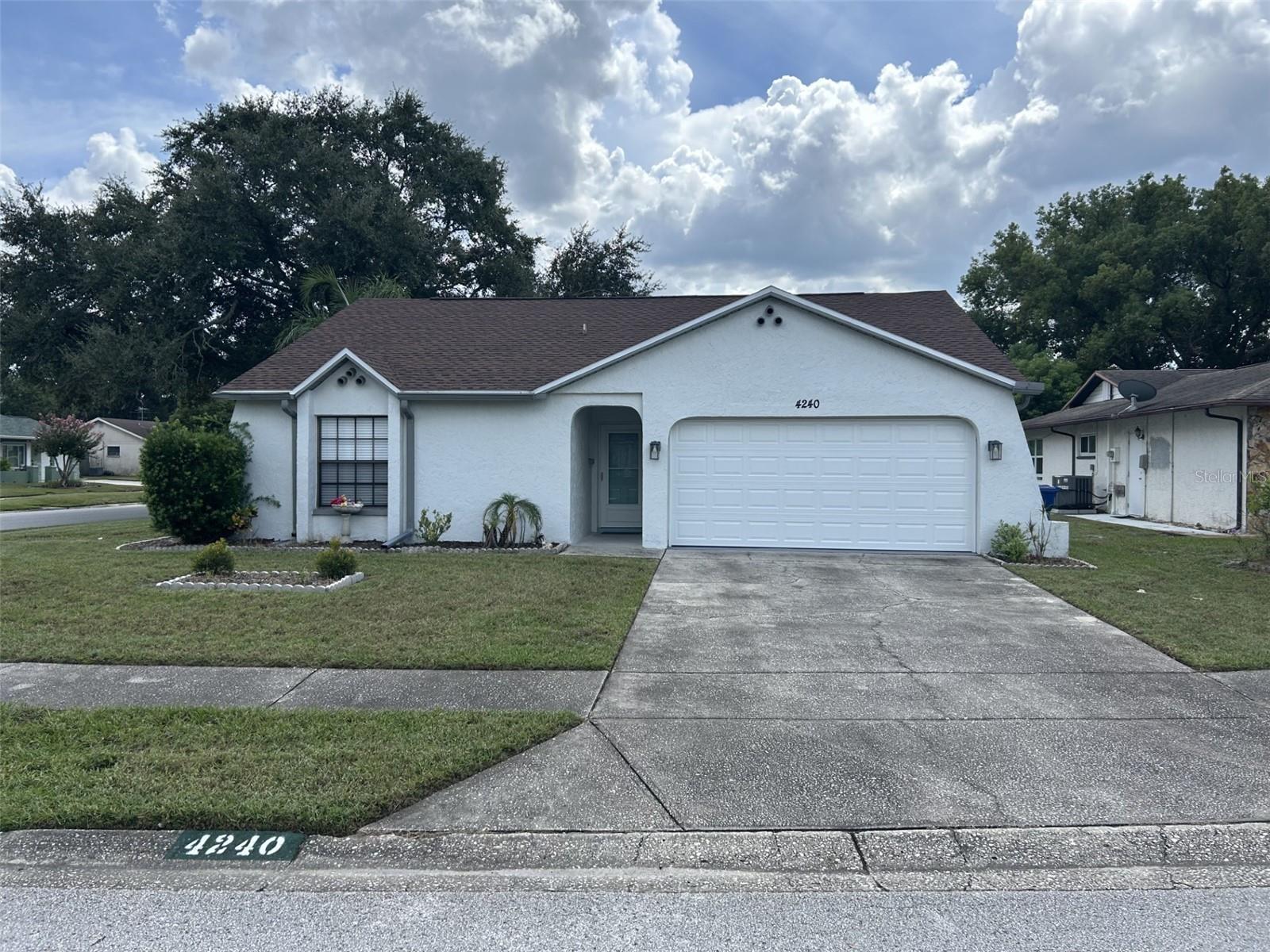 4240 Cotton Tail Dr Property Photo 1