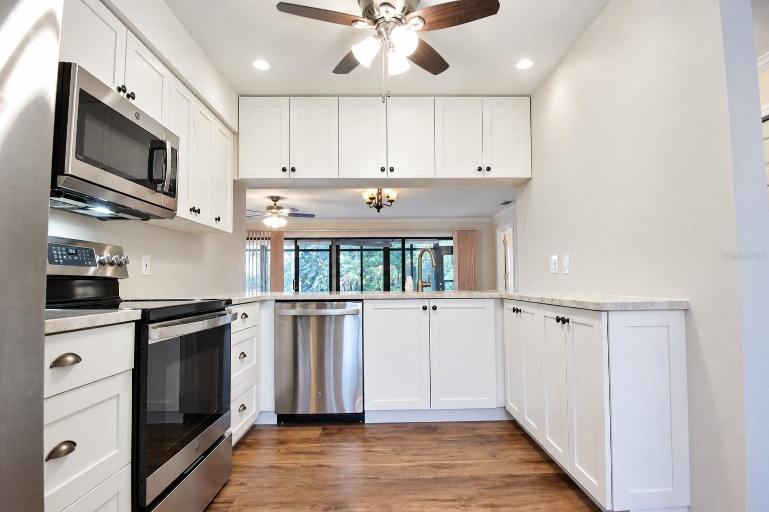 6466 Tapestry Cir Property Photo 3