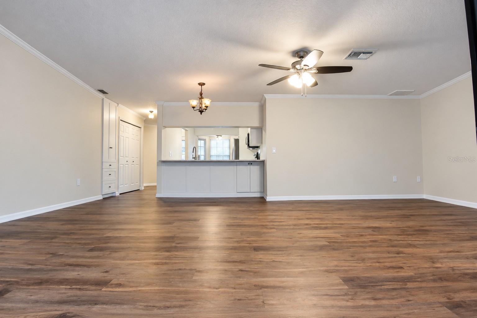 6466 Tapestry Cir Property Photo 8
