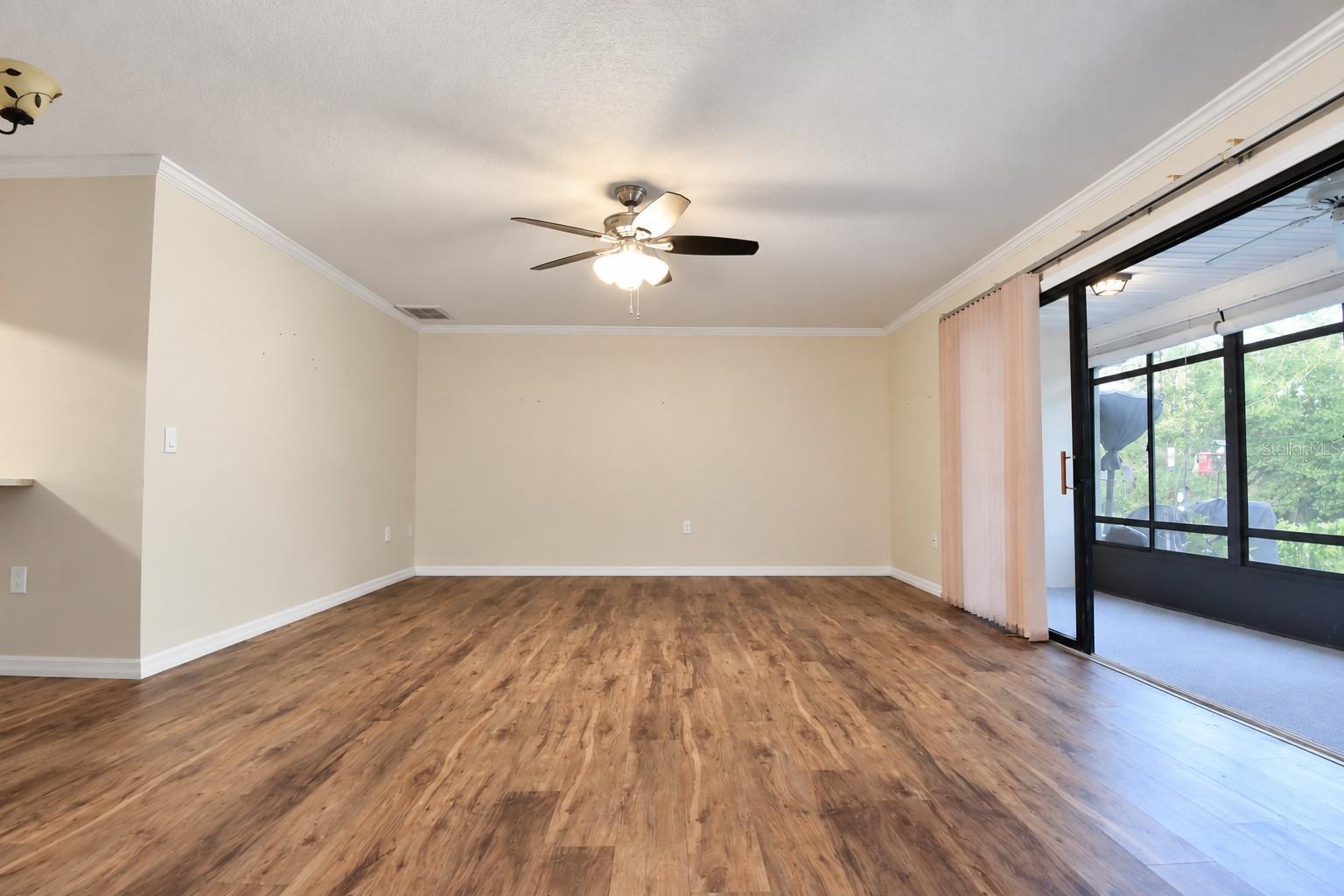 6466 Tapestry Cir Property Photo 9