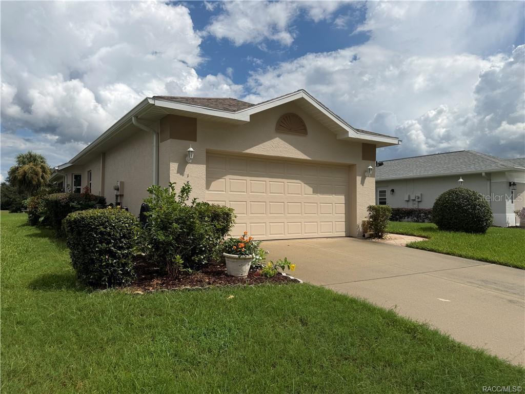 1802 W Shanelle Path Property Photo