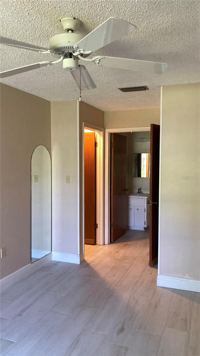 4345 Tahitian Gardens Cir #e Property Photo 14