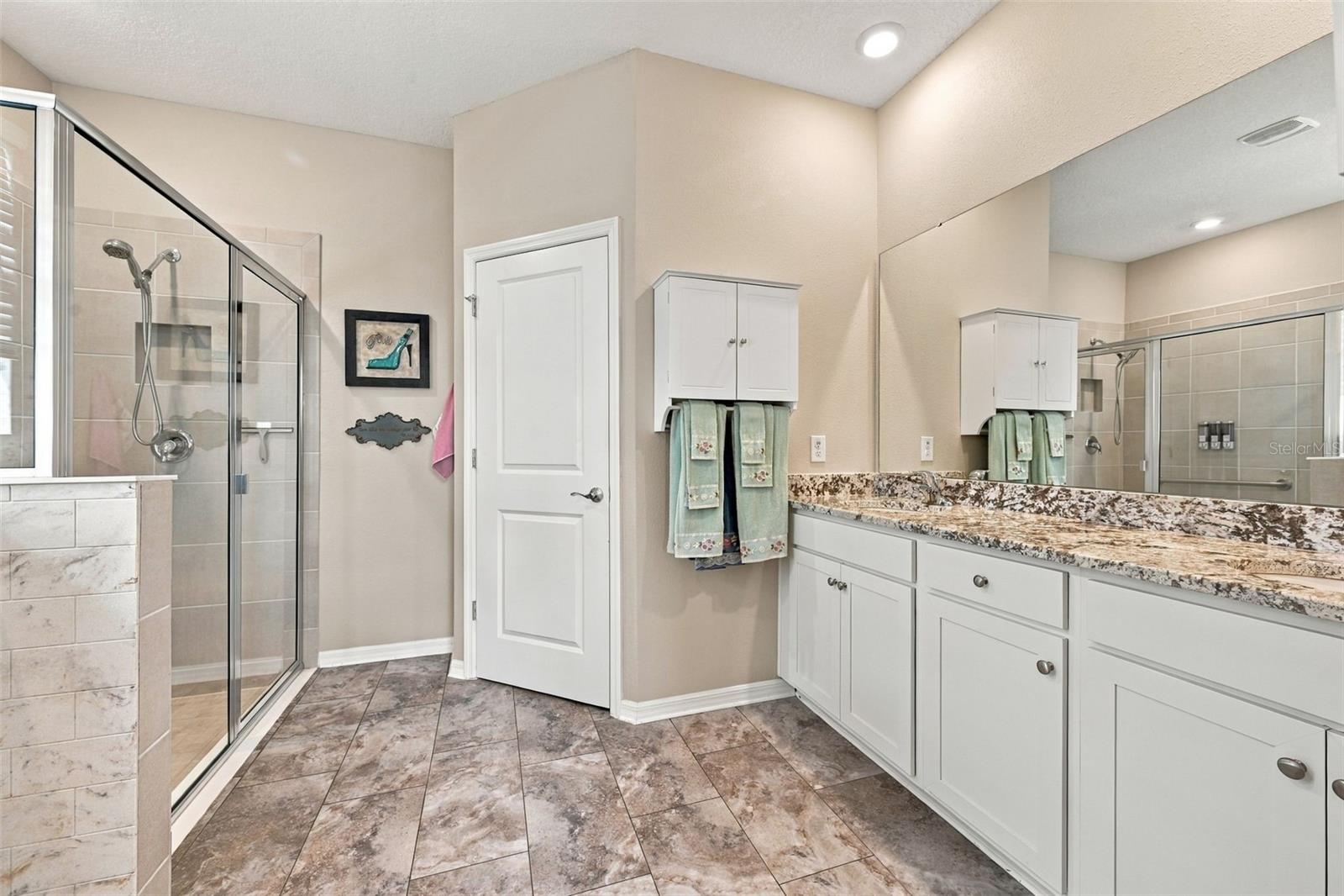13344 Waterleaf Garden Cir Property Photo 36