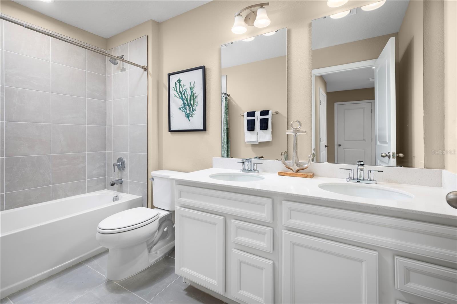 12571 Amber Creek Cir Property Photo 12