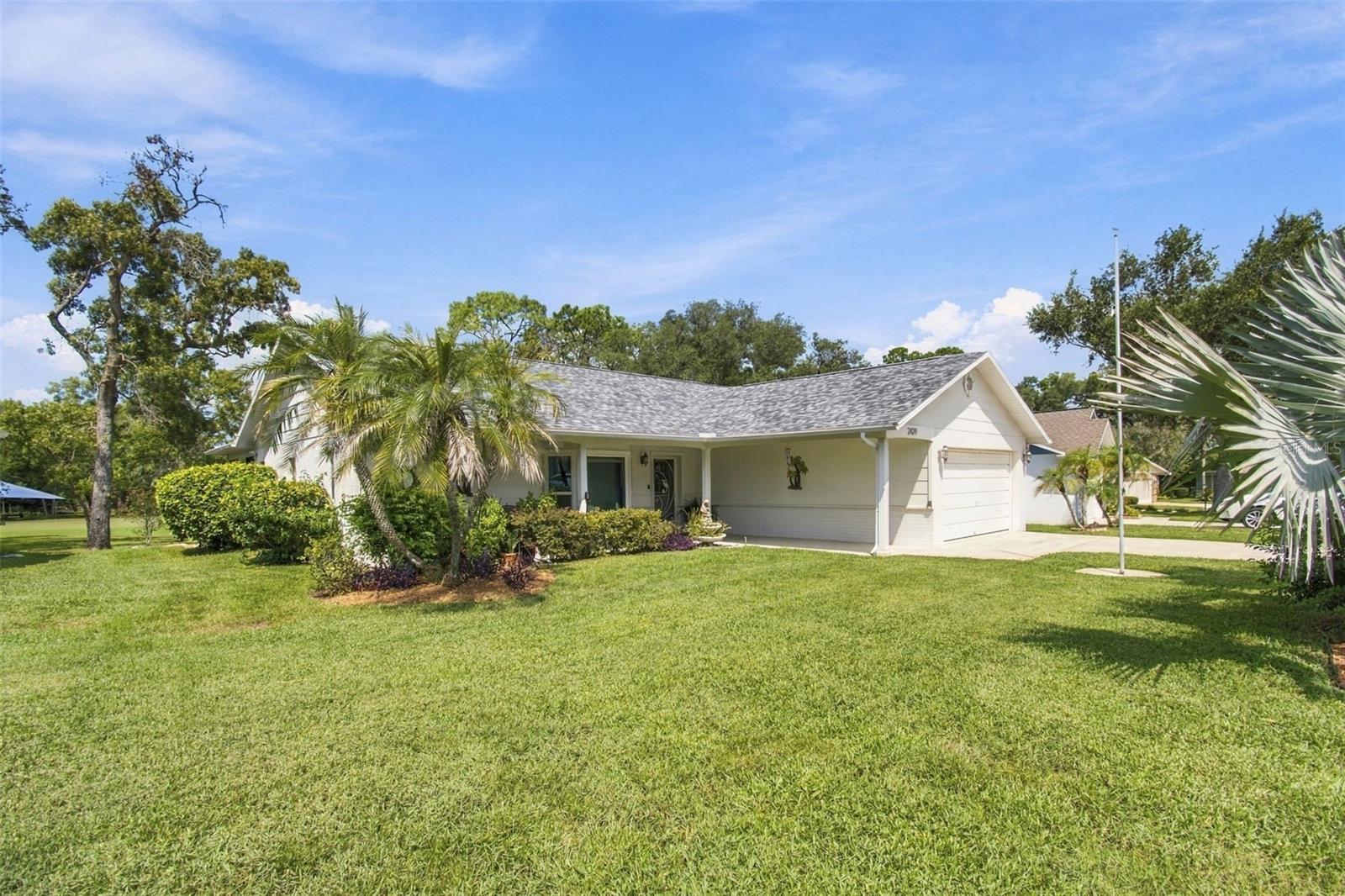 2429 Birdie Ln Property Photo 1