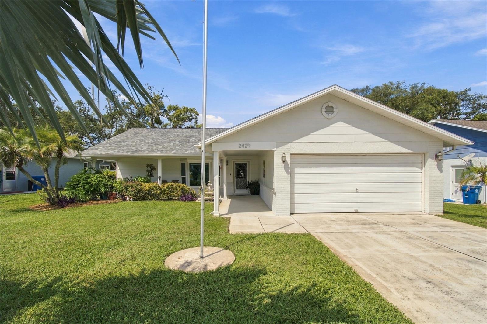 2429 Birdie Ln Property Photo 3