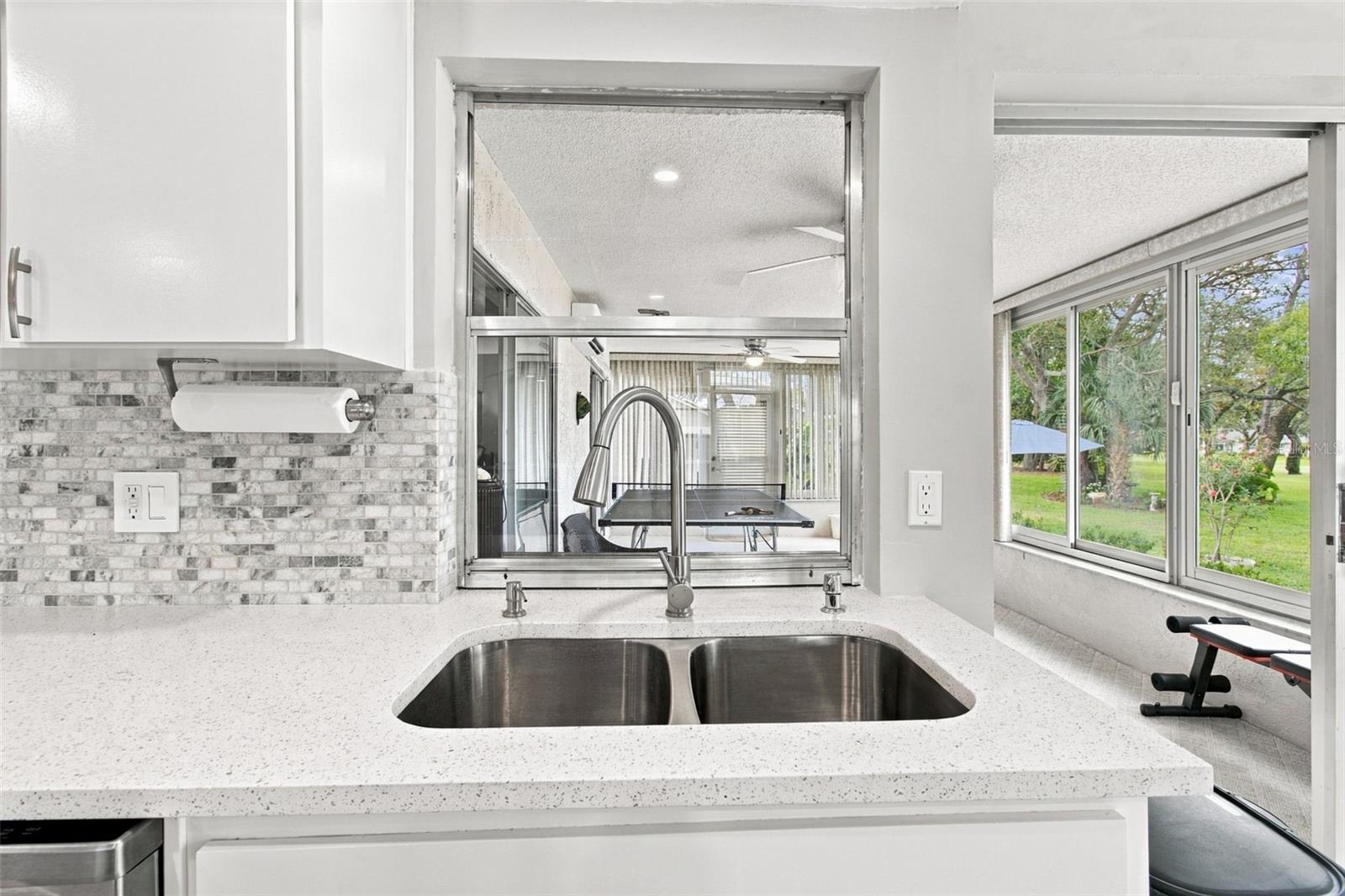 2429 Birdie Ln Property Photo 14