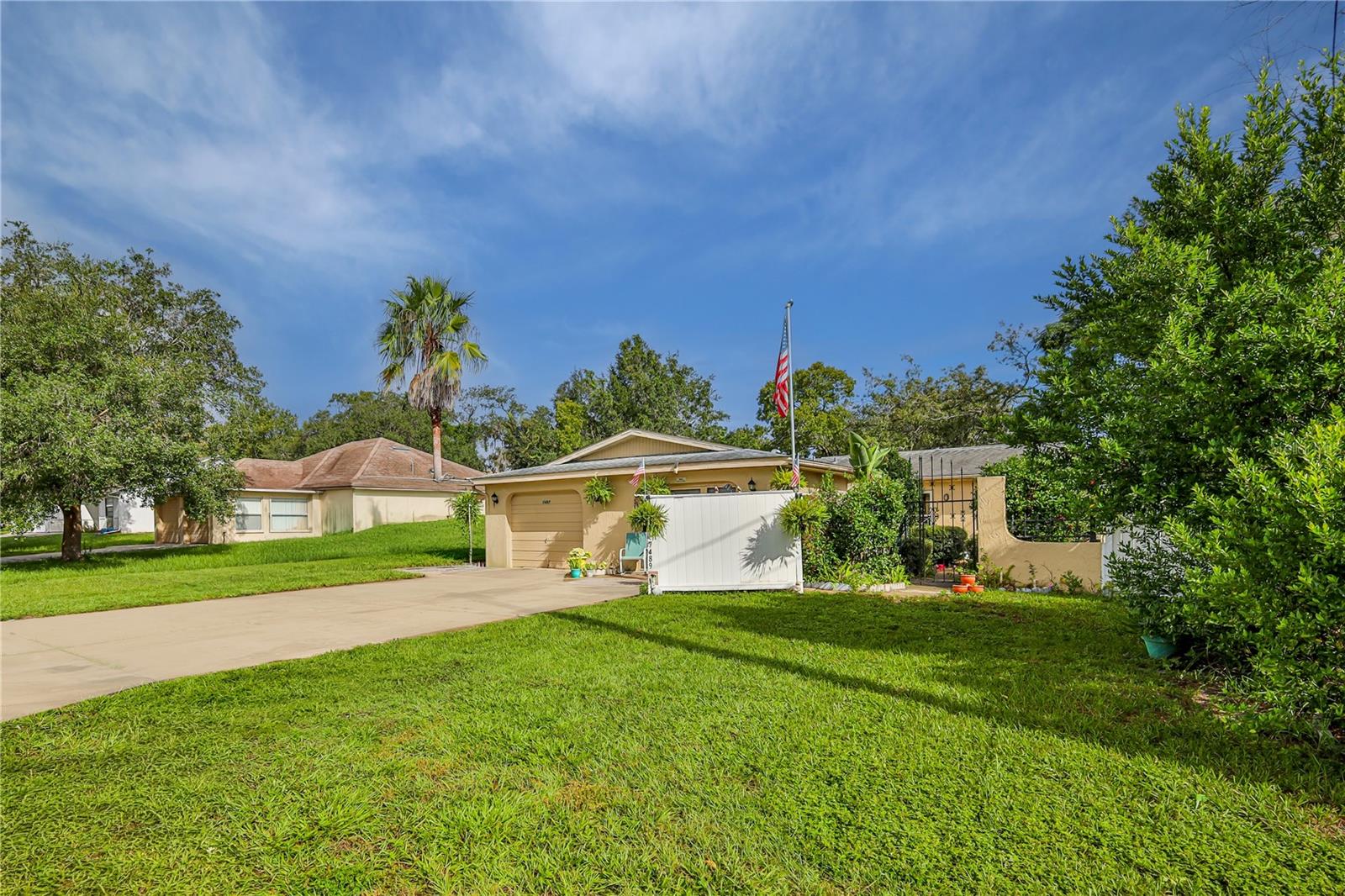 7487 CANTERBURY ST Property Photo 1