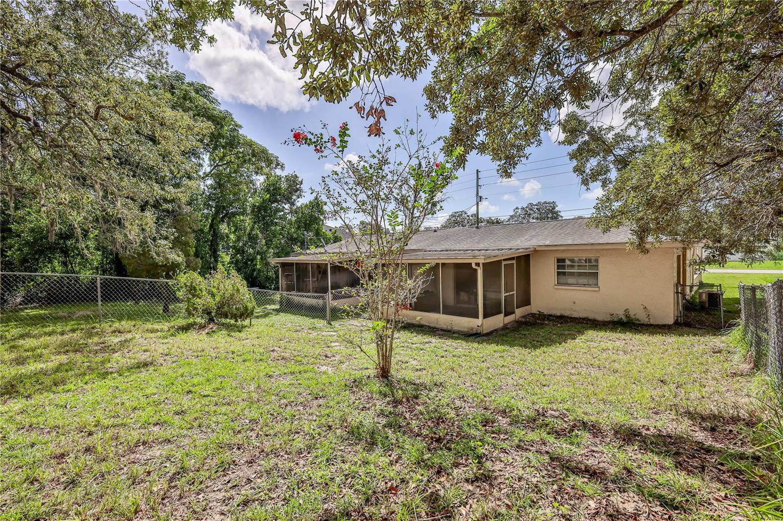 7487 Canterbury St Property Photo 27