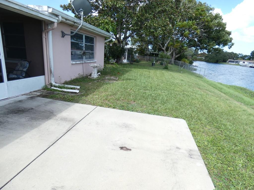 7207 Ashwood Dr Property Photo 4