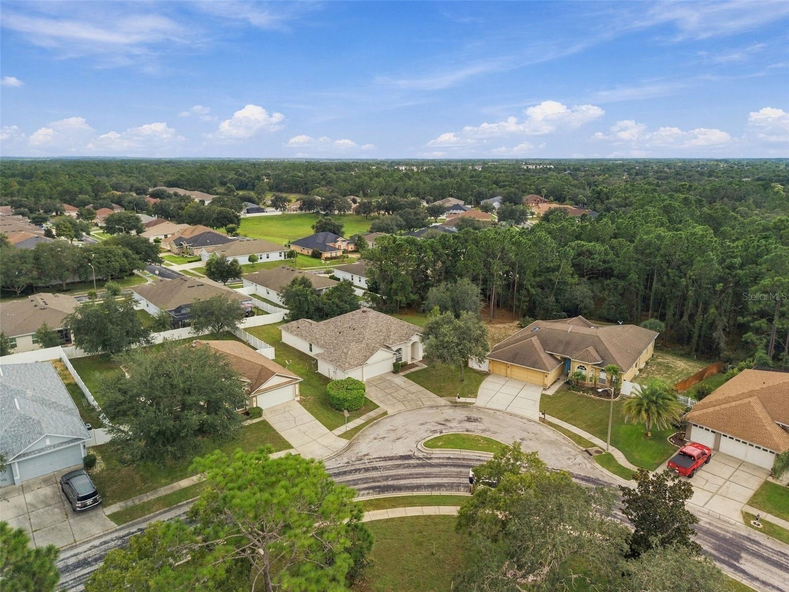5701 Brackenwood Dr Property Photo 4