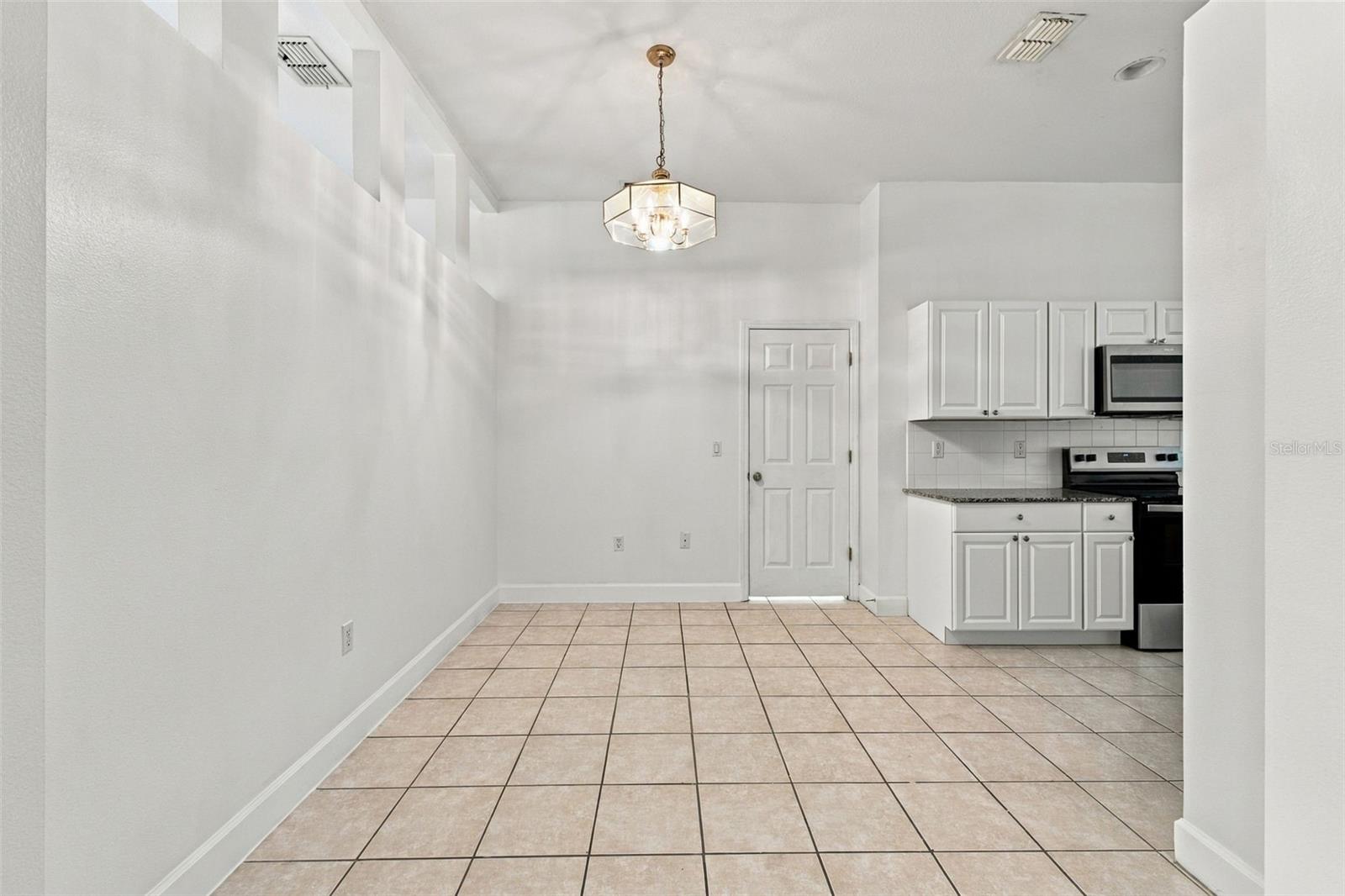 5701 Brackenwood Dr Property Photo 13