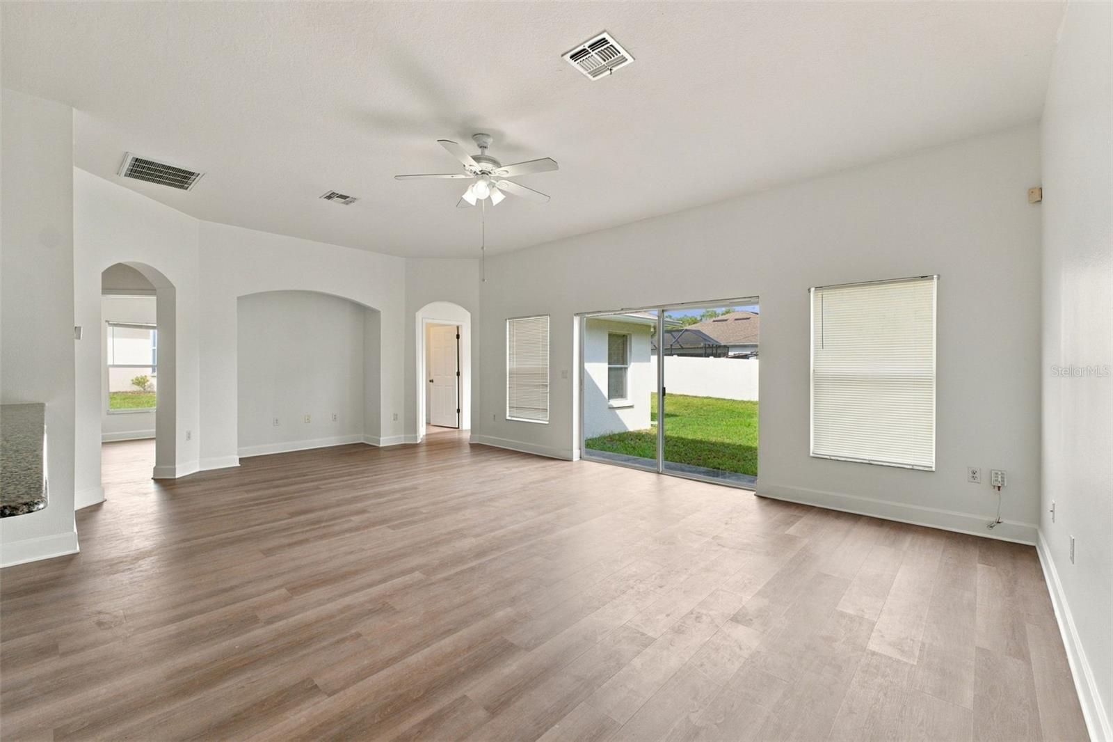 5701 Brackenwood Dr Property Photo 22