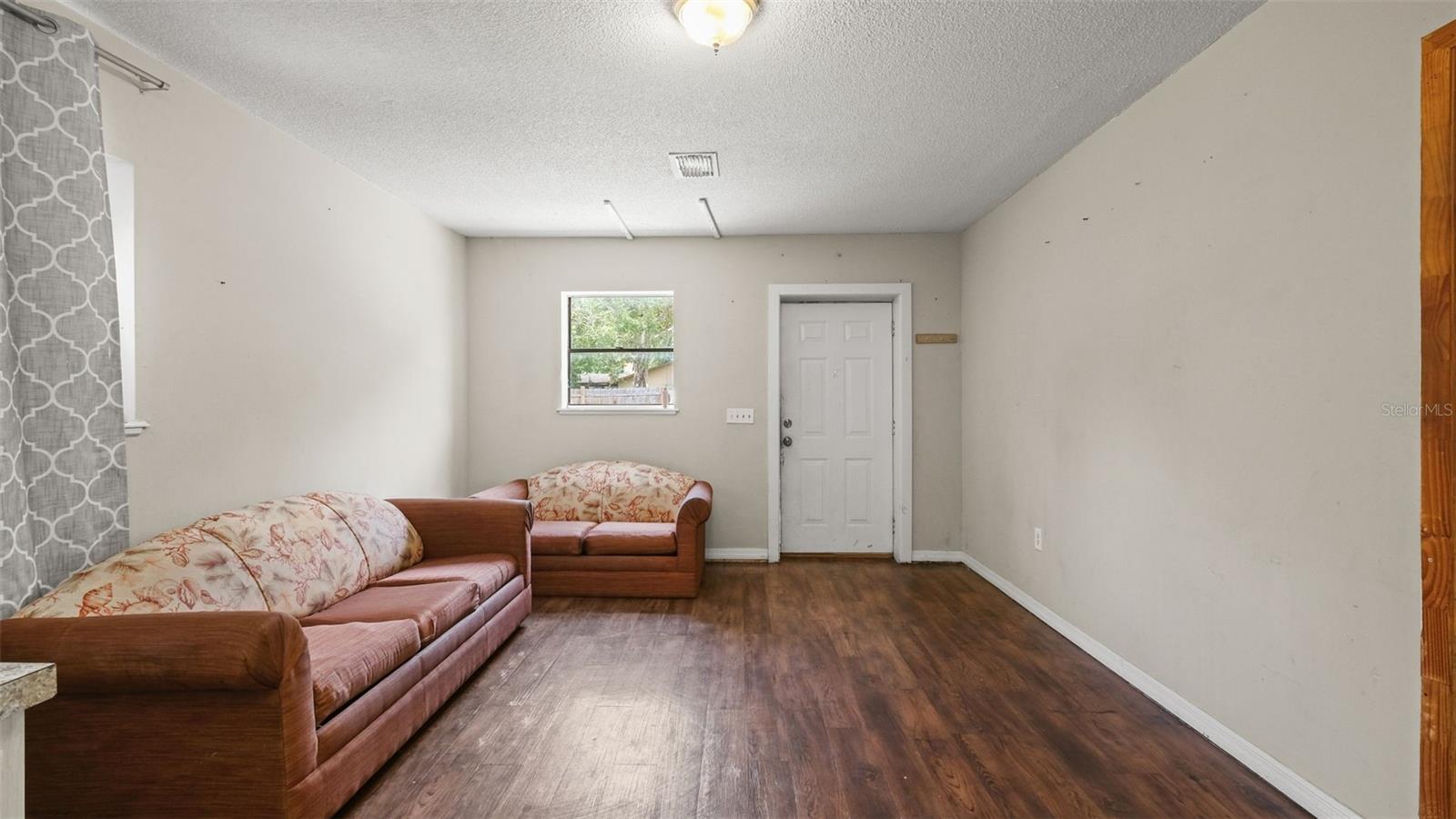 9328 Fred St Property Photo 34