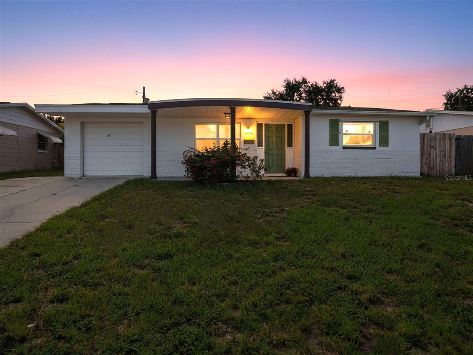 1031 Classic Dr Property Photo 2