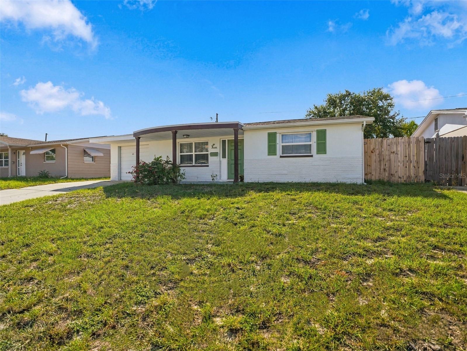 1031 Classic Dr Property Photo 3