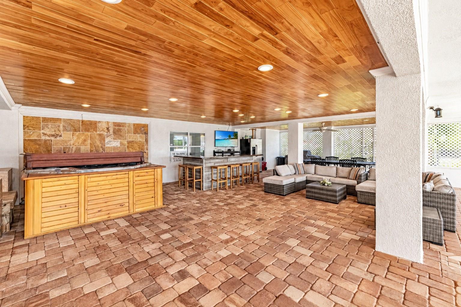 5226 Westshore Dr Property Photo 46