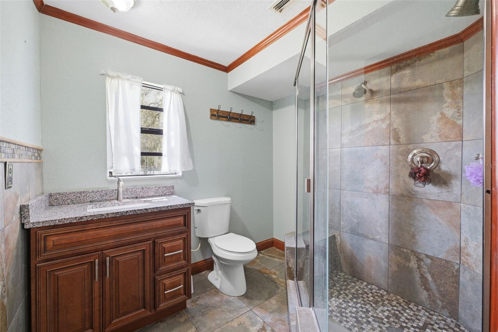 15440 Hays Rd Property Photo 19