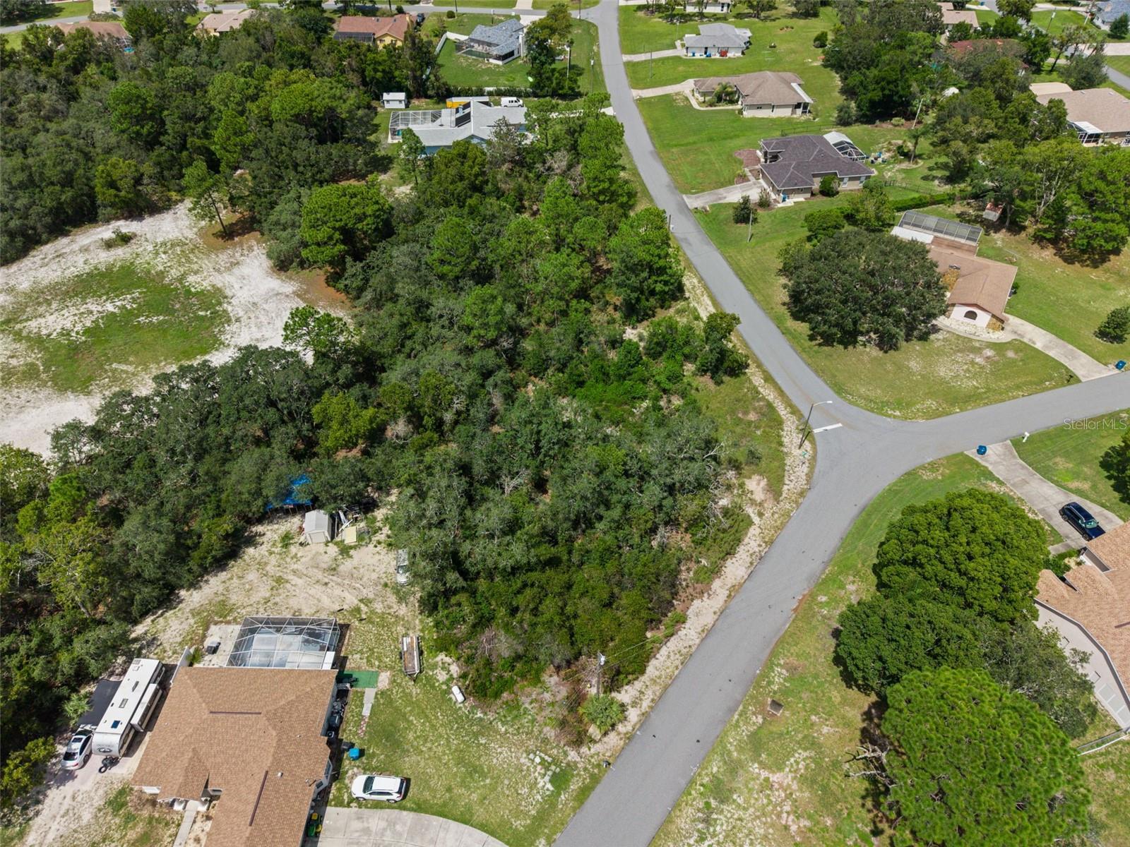 Staten Property Photo 6