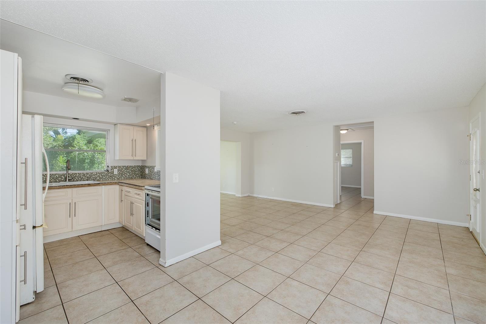 1606 Fruitwood Dr Property Photo 22