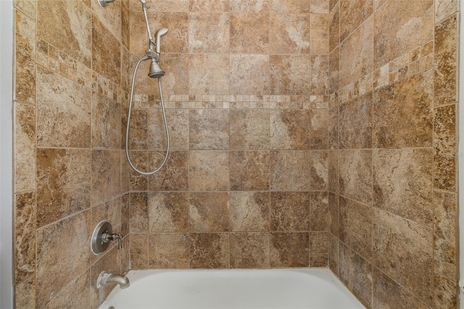 1606 Fruitwood Dr Property Photo 33