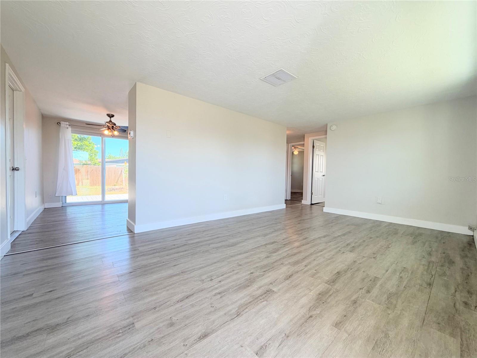 3811 Beechwood Dr Property Photo 4