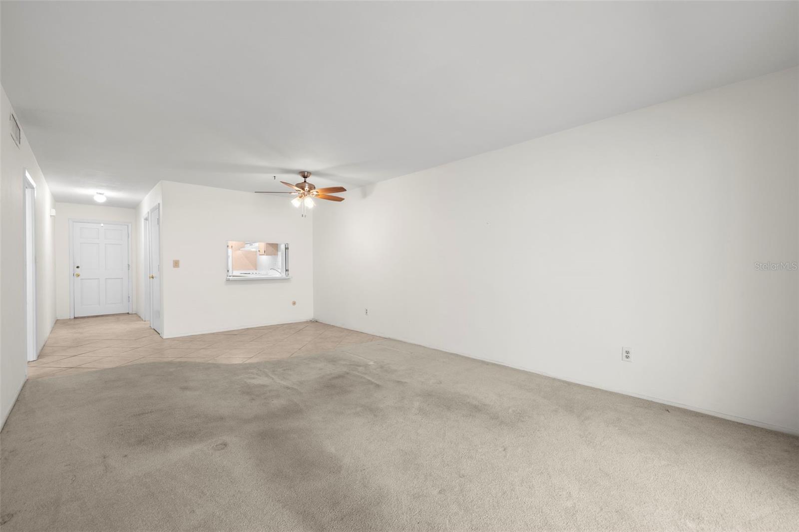 400 Glennes Ln #206 Property Photo 7