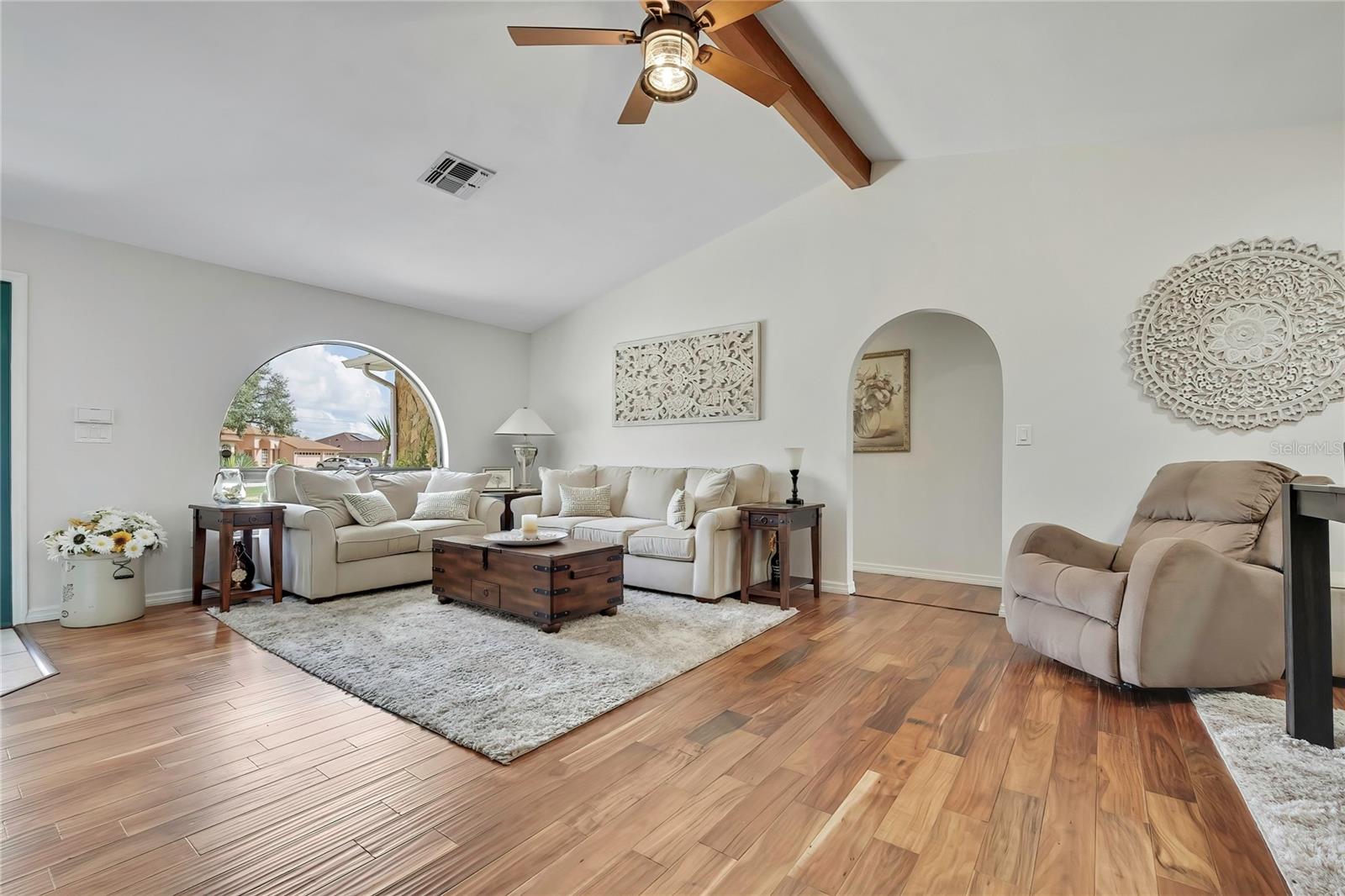8098 Shorecrest Ct Property Photo 11