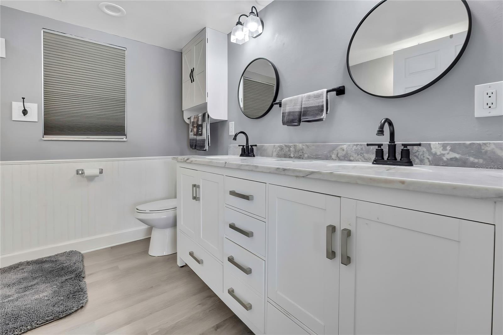8098 Shorecrest Ct Property Photo 22