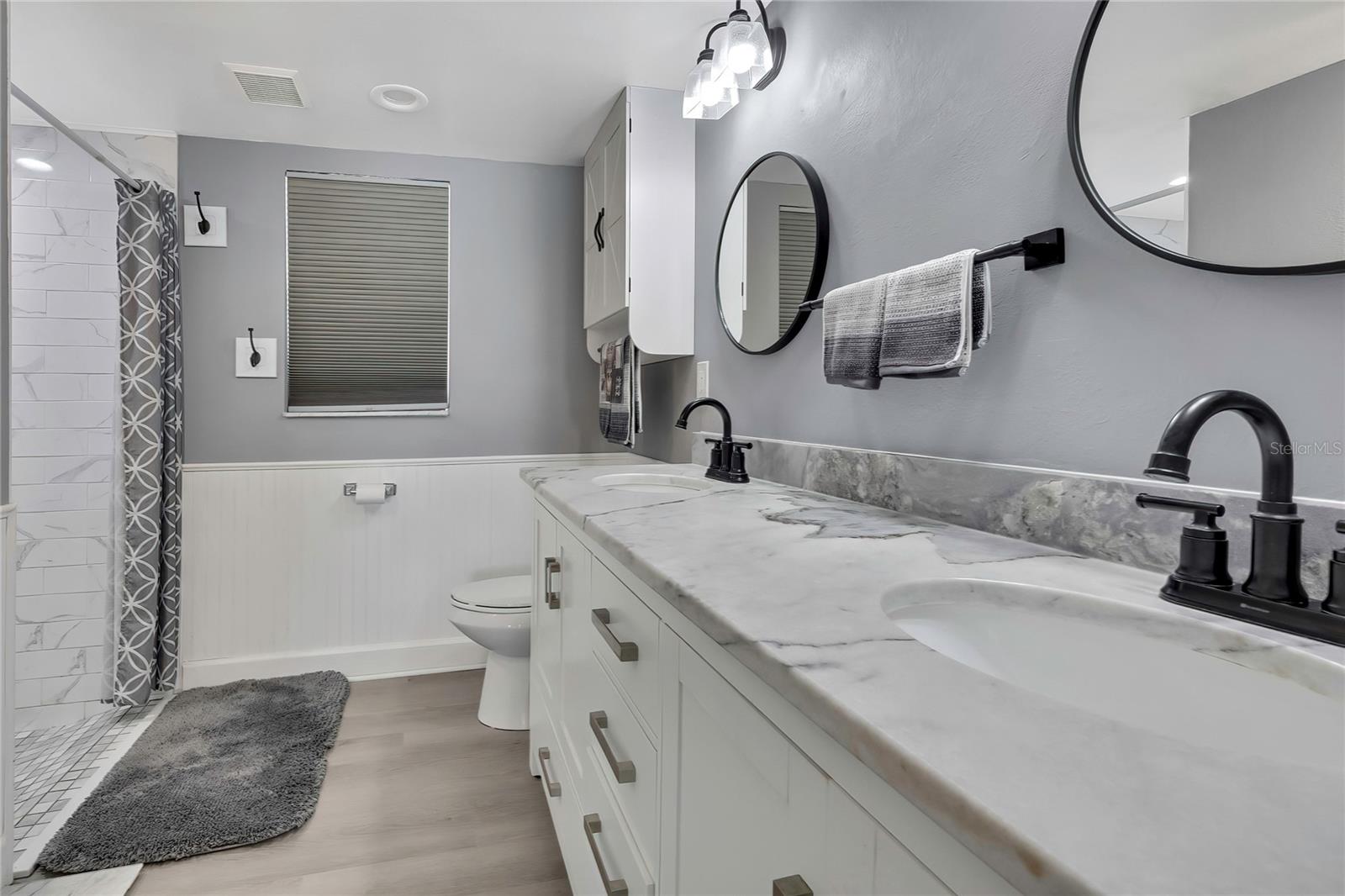 8098 Shorecrest Ct Property Photo 23